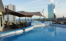 Hotel Bahia Suites Panama